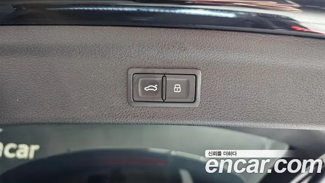 Audi Q3 35 TDI quattro Premium — Фото автомобиля 28