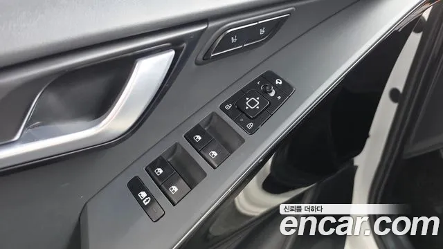 Kia Niro The All New — Фото автомобиля 27