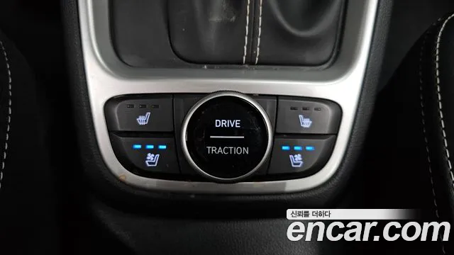 Hyundai Venue — Фото автомобиля 27