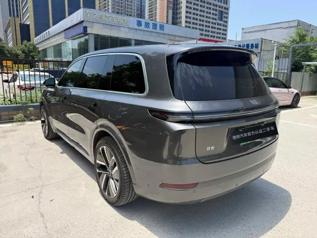 Li Auto L9 — Фото автомобиля 4