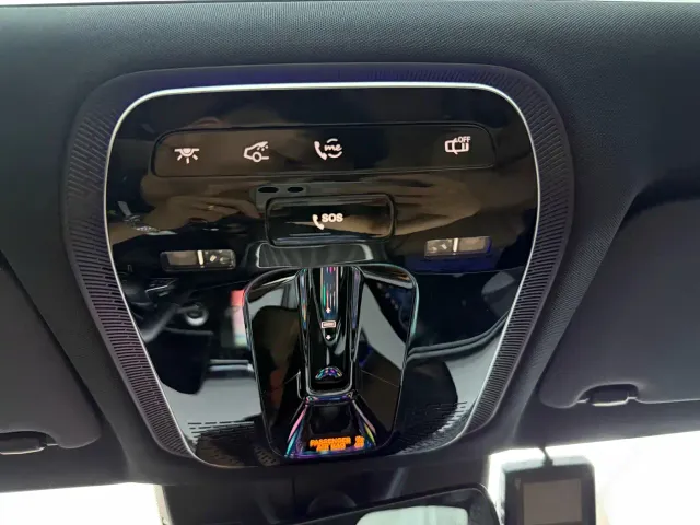 Mercedes-Benz E-Class — Фото автомобиля 13