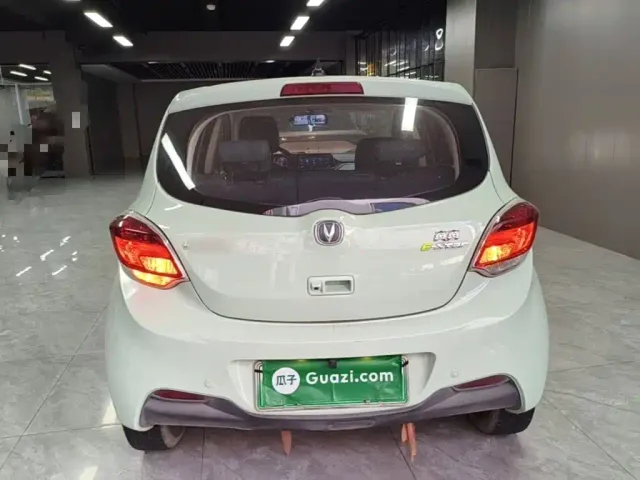 Changan Benben E-Star — Фото автомобиля 5