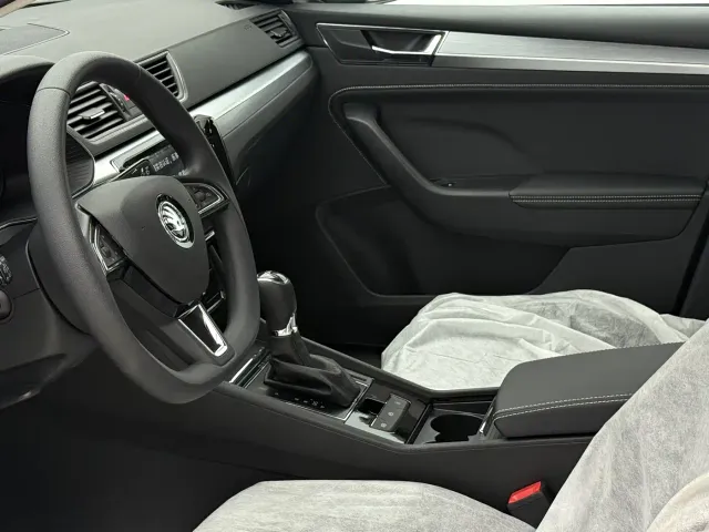 Skoda Superb — Фото автомобиля 19