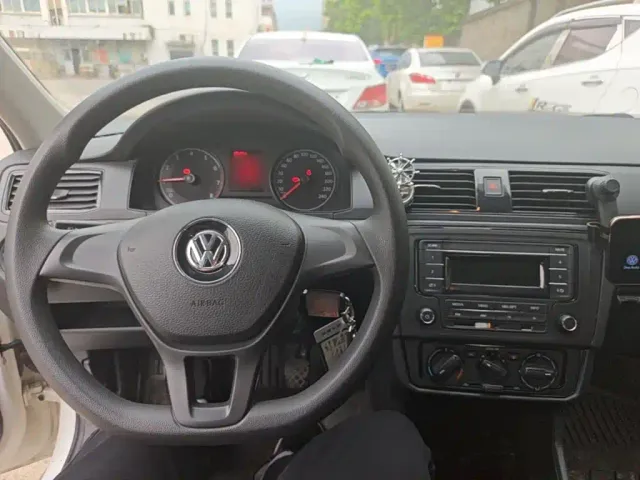 Volkswagen Santana — Фото автомобиля 9