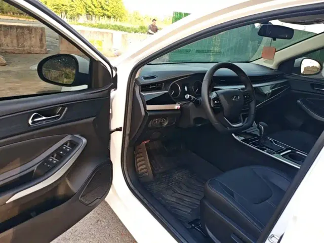 Chery Arrizo 5 — Фото автомобиля 11