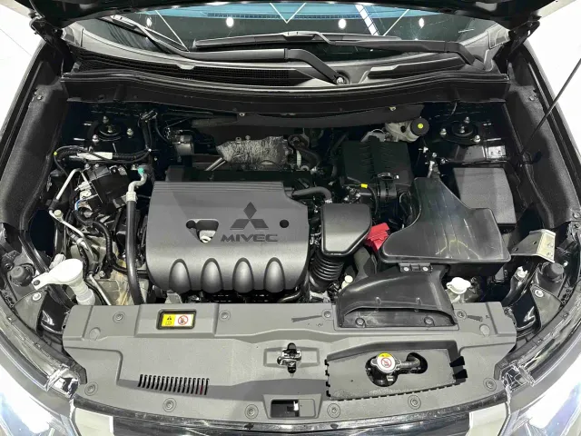 Mitsubishi Outlander — Фото автомобиля 21