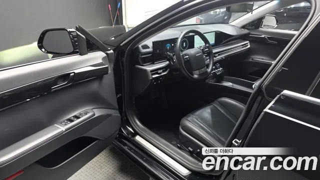 Hyundai Grandeur GN7 — Фото автомобиля 15