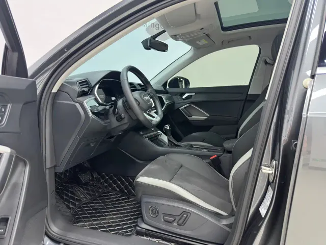 Audi Q3 — Фото автомобиля 10