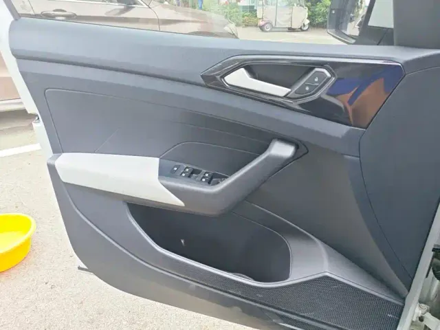 Volkswagen Tharu — Фото автомобиля 7