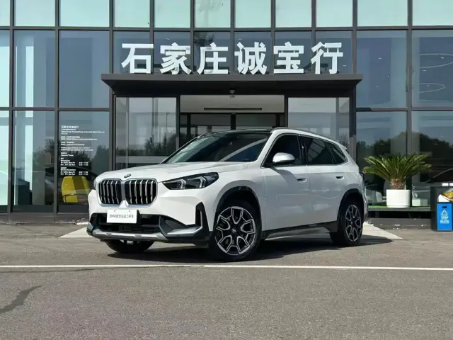BMW X1 — Фото автомобиля 3