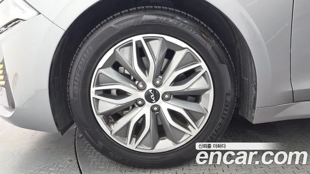 Kia K5 Prestige — Фото автомобиля 5