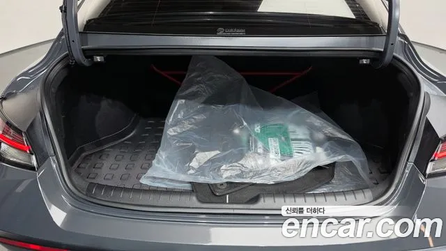 Hyundai Avante CN7 — Фото автомобиля 24