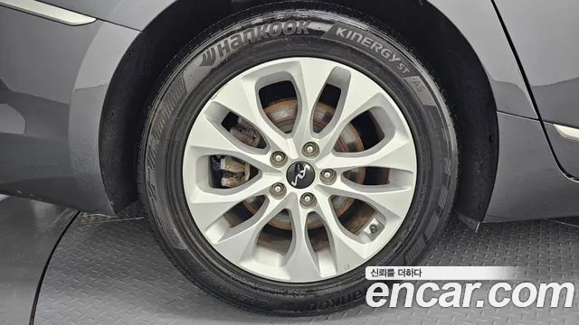 Kia K8 2.5 Бензин 2WD — Фото автомобиля 5