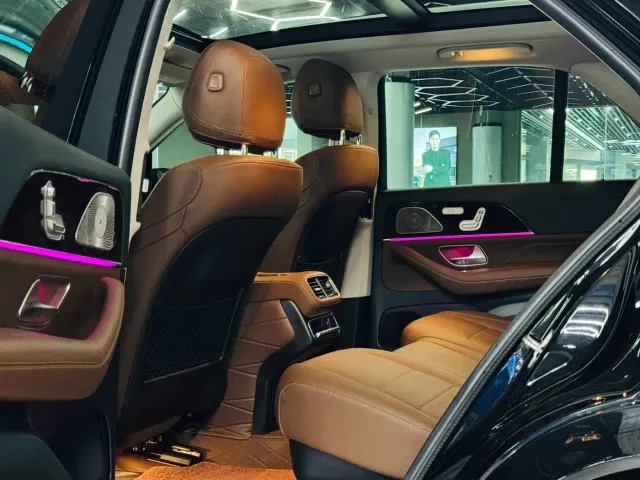 Mercedes-Benz GLE-Class — Фото автомобиля 6
