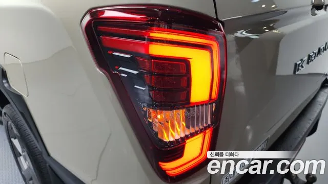 KG_Mobility_Ssangyong Rexton Новый Rexton Sport Khan Дизель 2.2 4WD — Фото автомобиля 23