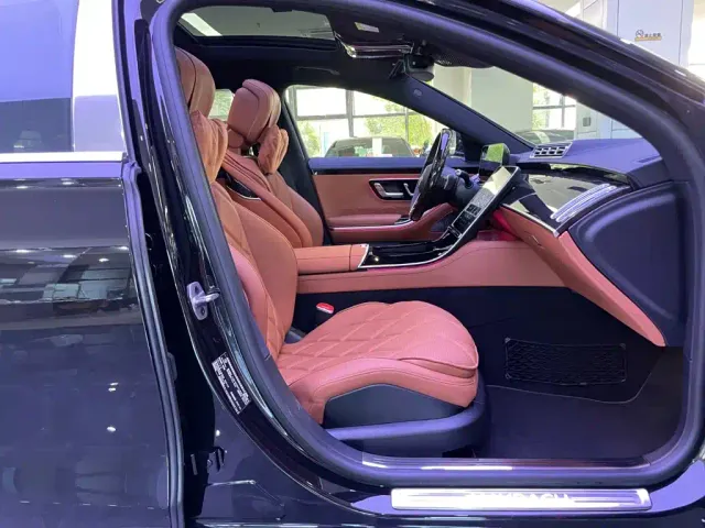 Mercedes-Benz Maybach S-Class — Фото автомобиля 20