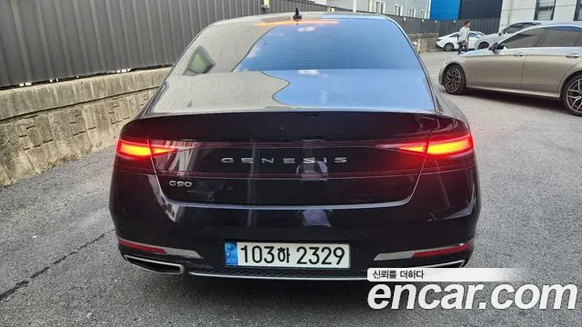 Genesis G90 — Фото автомобиля 4