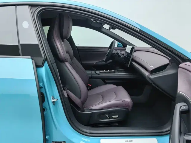 Xiaomi SU7 — Фото автомобиля 23