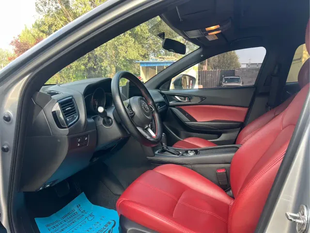 Mazda CX-4 — Фото автомобиля 4