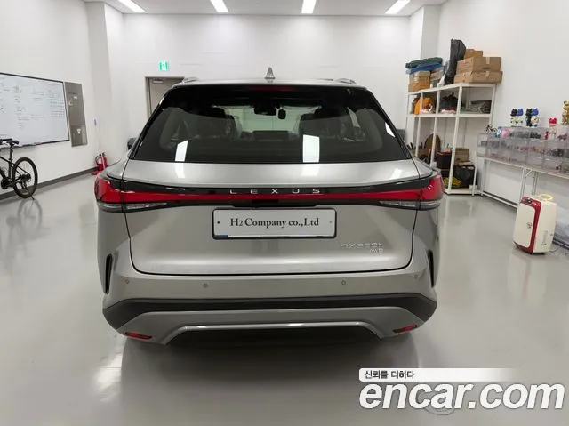 Lexus RX — Фото автомобиля 4