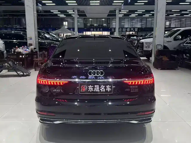 Audi A6L — Фото автомобиля 9