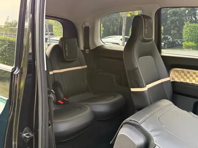 Baojun KiWi EV — Фото автомобиля 13