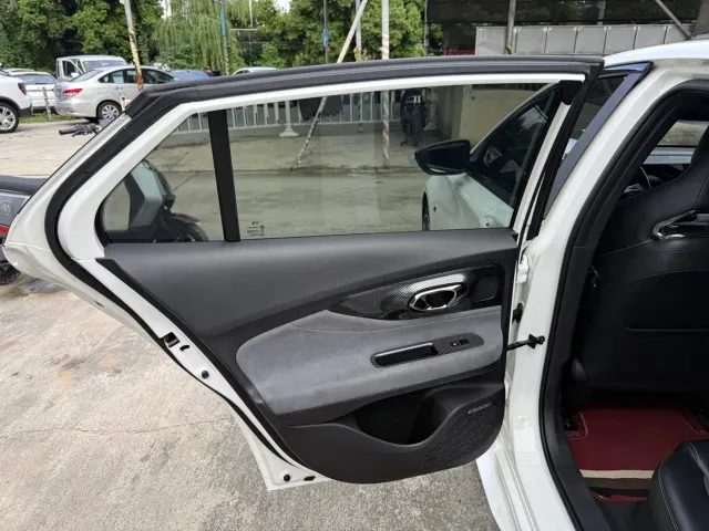 GAC Trumpchi Emkoo — Фото автомобиля 10