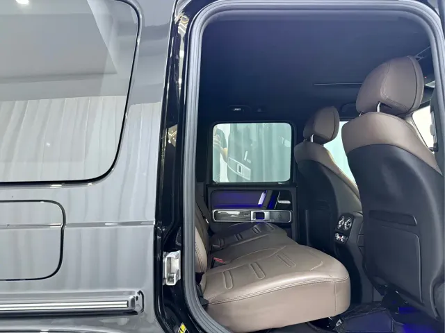 Mercedes-Benz G-Class — Фото автомобиля 14