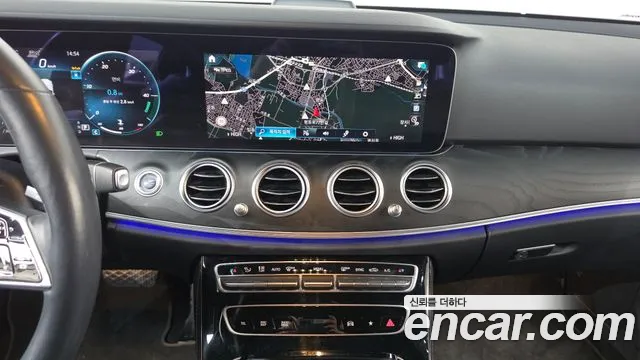 Mercedes-Benz E-Class W213 — Фото автомобиля 18