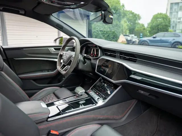Audi RS 7 — Фото автомобиля 16