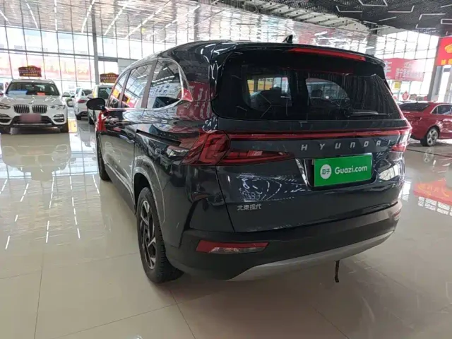 Hyundai Custo — Фото автомобиля 4