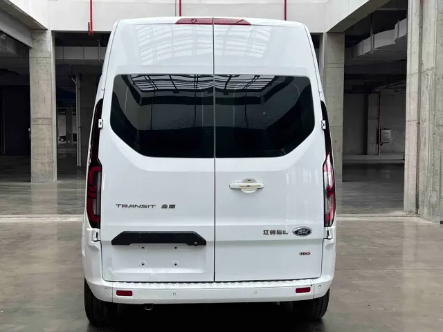 Ford Transit — Фото автомобиля 4
