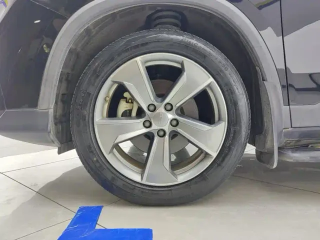 Geely Haoyue L — Фото автомобиля 6
