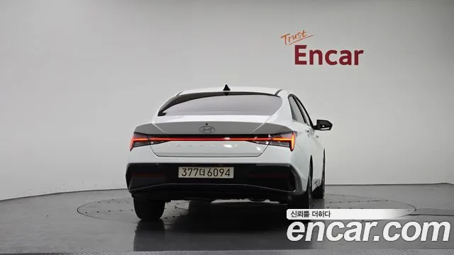 Hyundai Avante CN7 — Фото автомобиля 4