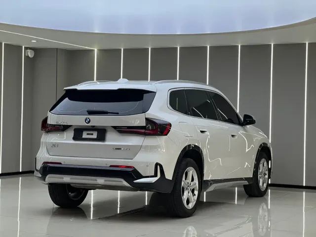 BMW X1 — Фото автомобиля 16