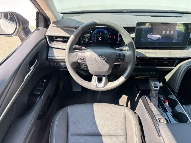 Toyota Camry — Фото автомобиля 13