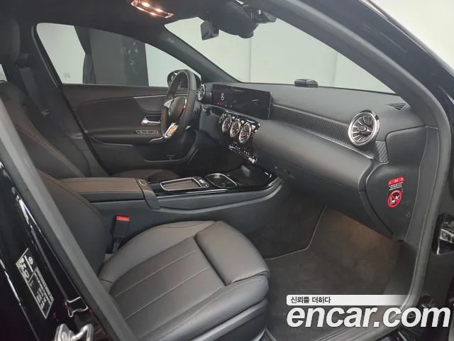 Mercedes-Benz A-Class W177 — Фото автомобиля 8