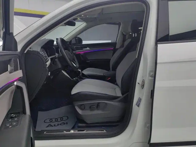 Volkswagen Tayron GTE Plug-in Hybrid — Фото автомобиля 9