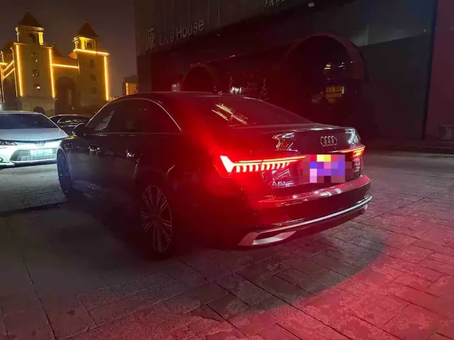 Audi A6L — Фото автомобиля 4