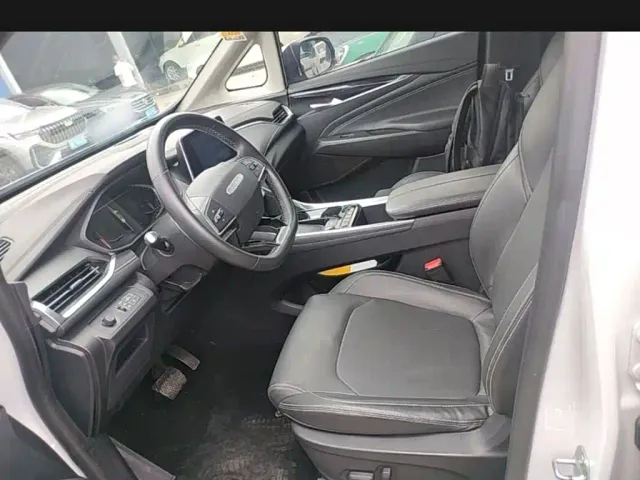 Maxus G50 — Фото автомобиля 22