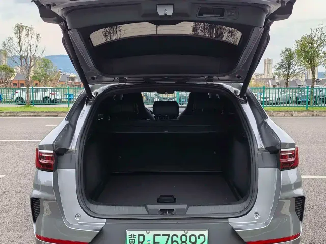 BYD Song PLUS PHEV 2021 DM-i 110KM Flagship — Фото автомобиля 15