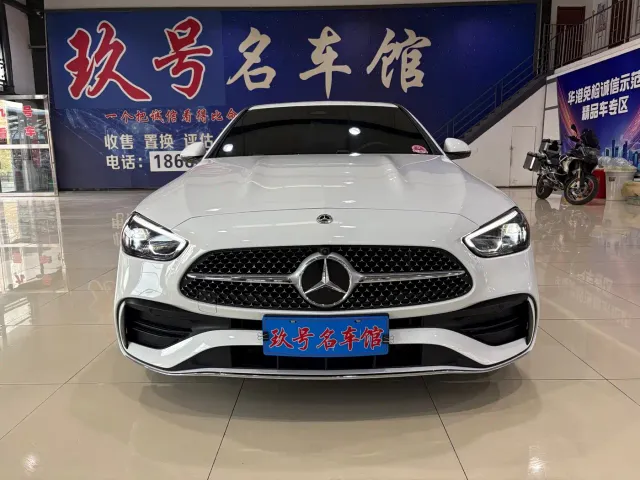 Mercedes-Benz C-Class — Фото автомобиля 2