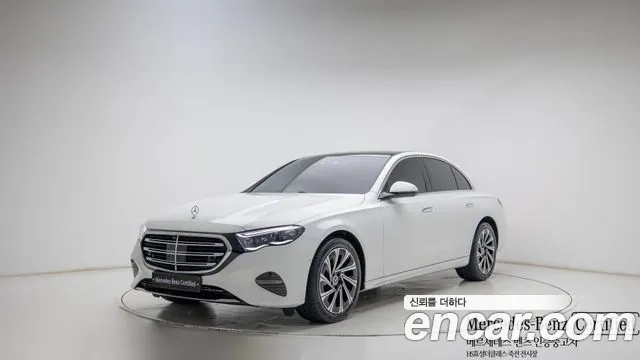 Фотография автомобиля — Mercedes-Benz E-Class