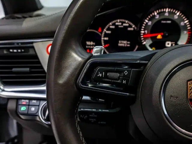 Porsche Panamera — Фото автомобиля 23