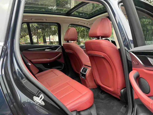 BMW X3 — Фото автомобиля 10