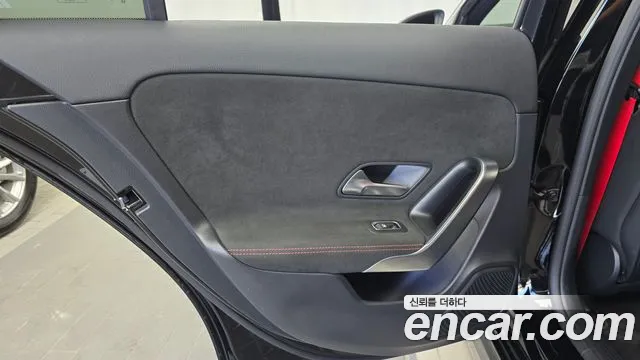 Mercedes-Benz A-Class — Фото автомобиля 7