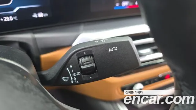 BMW i4 — Фото автомобиля 26