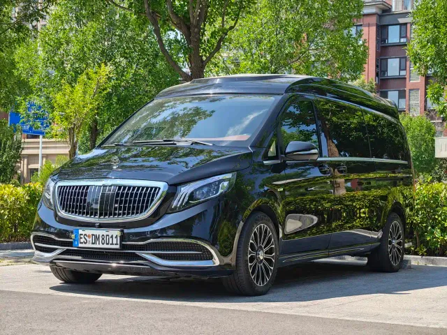 Mercedes-Benz V-Class — Фото автомобиля 3