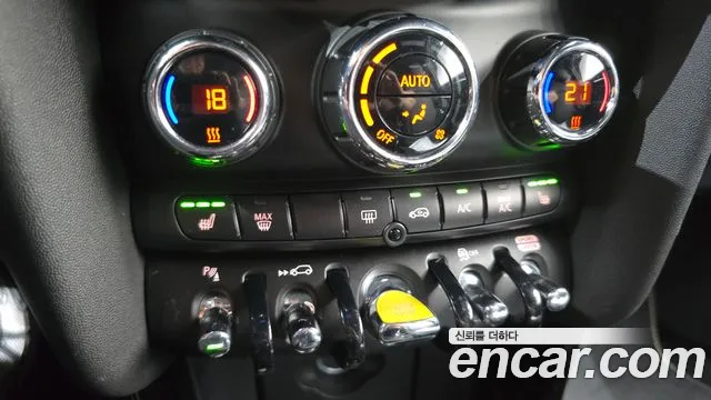 Mini Cooper — Фото автомобиля 18