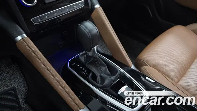 Renault-KoreaSamsung QM6 Новый QM6 2.0 LPe RE Signature 2WD — Фото автомобиля 9